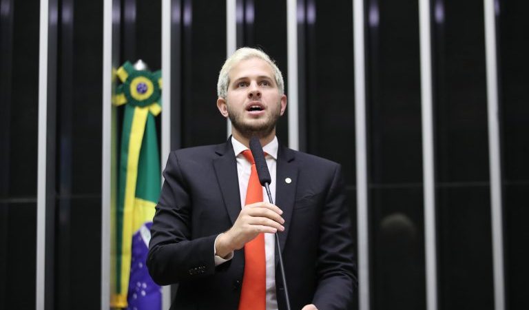 Câmara aprova projeto que cria tarifa social de água e esgoto; acompanhe – Notícias
