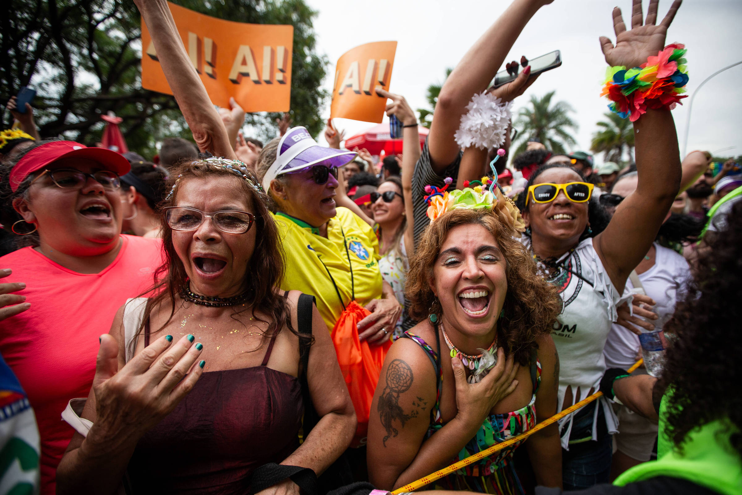 Carnaval: Proteja seu celular antes de sair de casa – 06/02/2024 – Tec