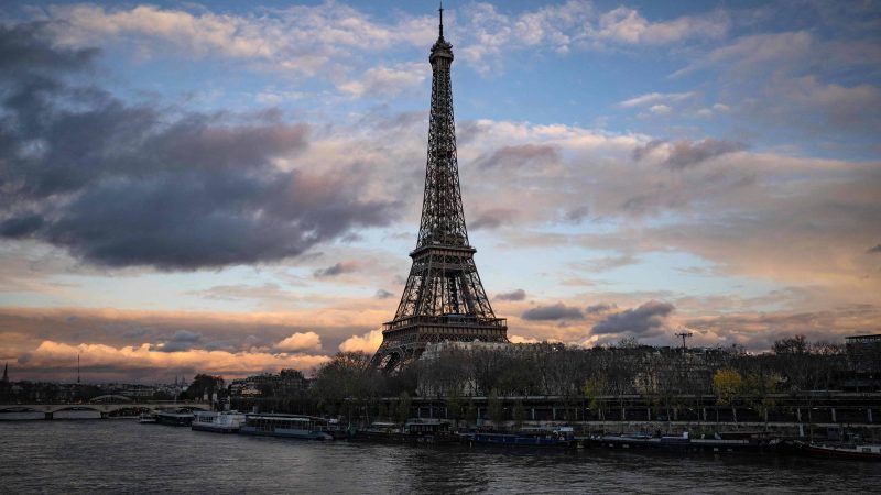 Computador e duas chaves USB contendo planos de segurança para Paris-2024 são roubados em trem – 28/02/2024 – Esporte