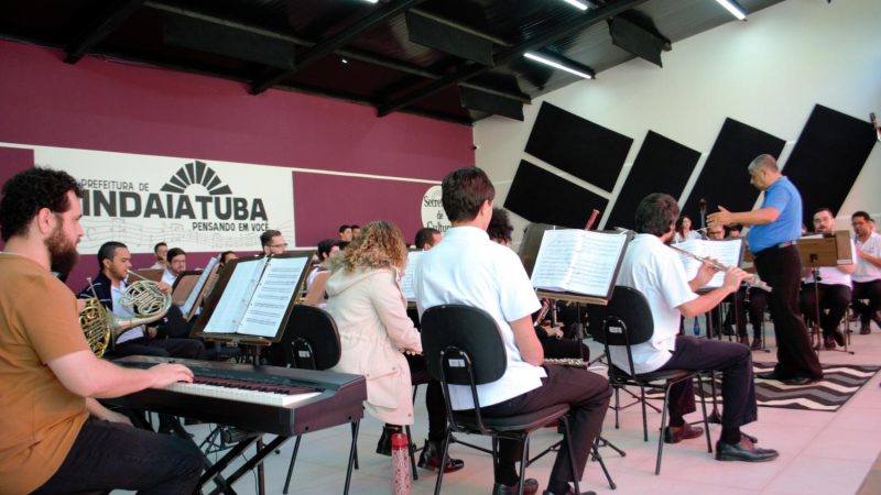 Concerto de abertura da Temporada 2024 da Corporao Villa-Lobos rene Clssicos da MPB
