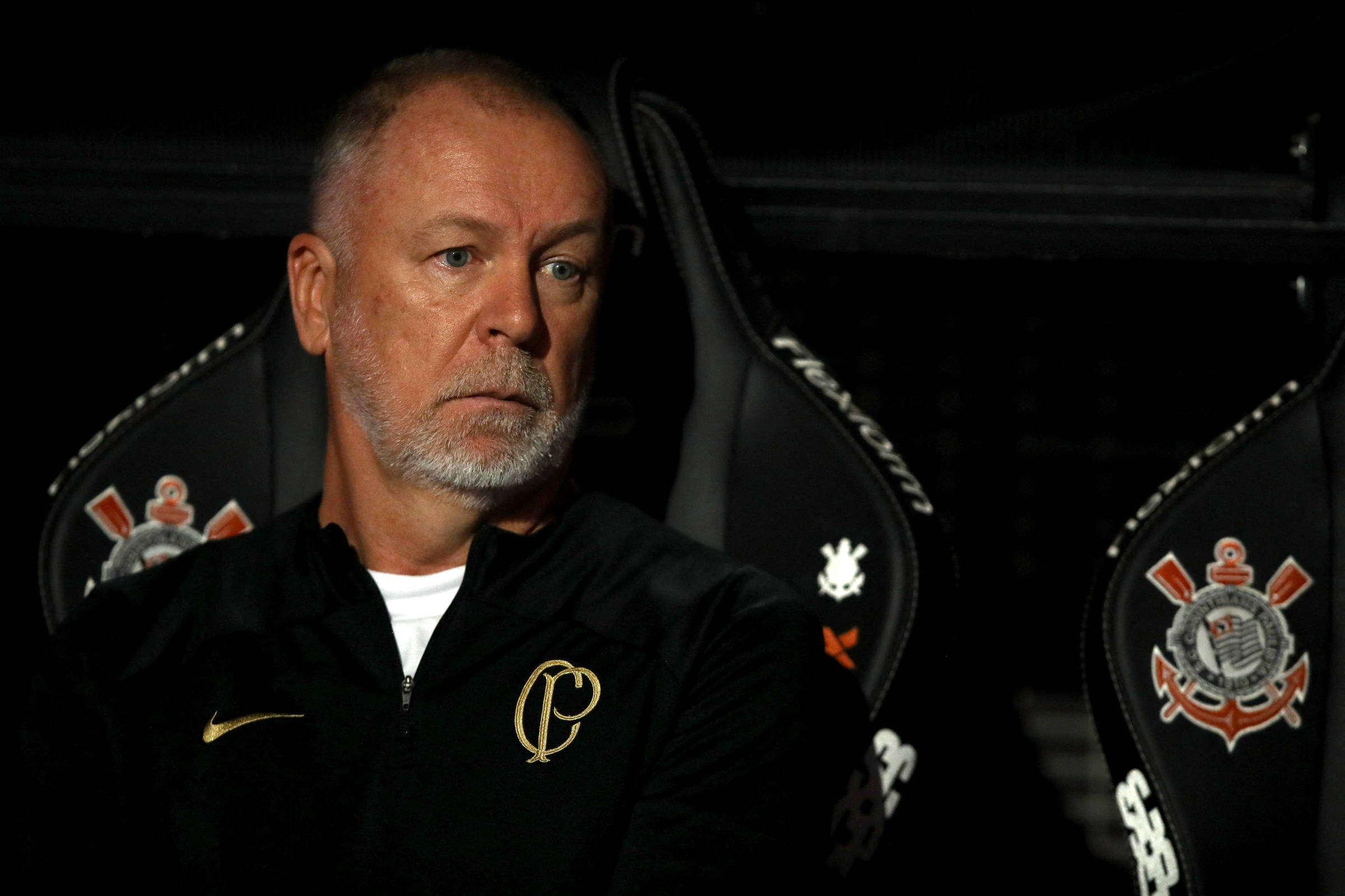 Corinthians demite técnico Mano Menezes – 05/02/2024 – Esporte
