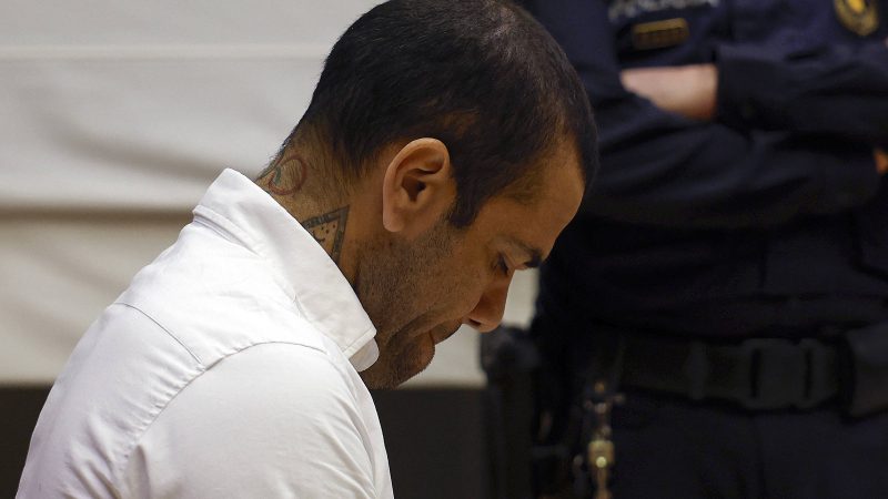 Daniel Alves diz que jovem o seguiu e fez sexo consensual – 07/02/2024 – Esporte