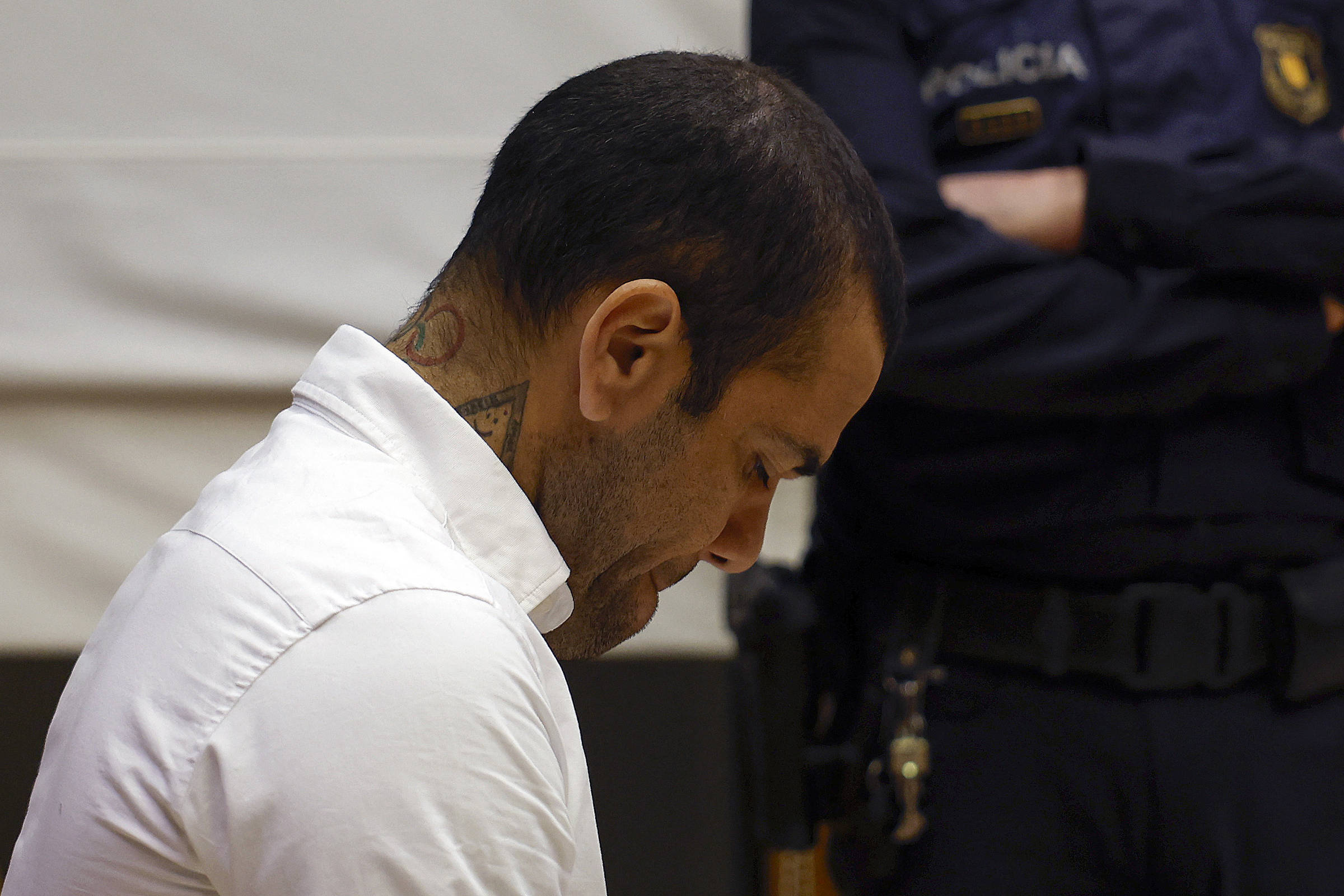 Daniel Alves diz que jovem o seguiu e fez sexo consensual – 07/02/2024 – Esporte