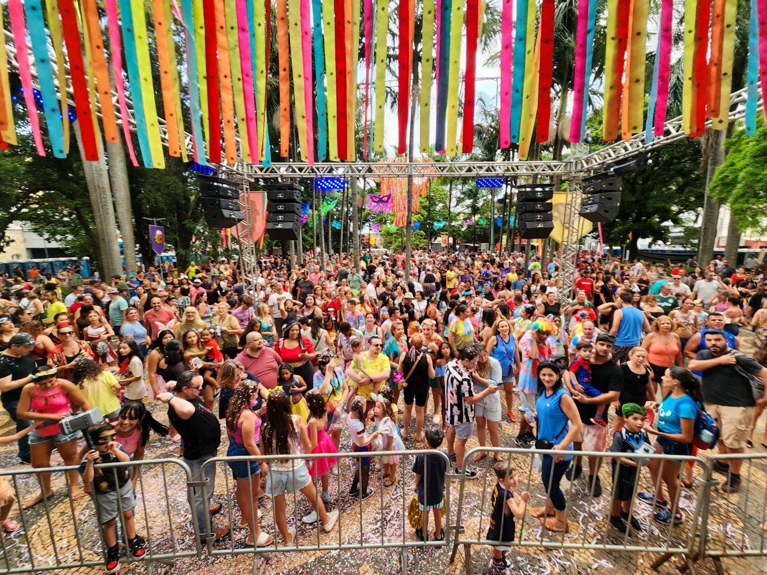 Departamento de Trnsito informa interdies para Carnaval e mudanas no transporte coletivo