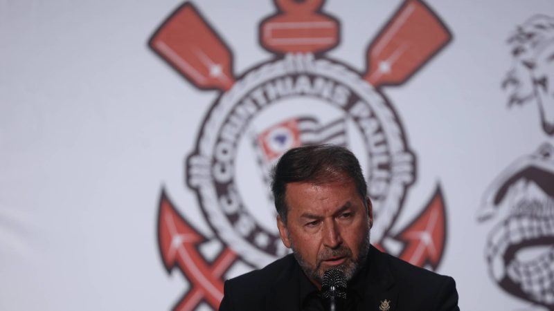 Estafe de Mano aguarda Corinthians para negociar multa – 06/02/2024 – Esporte