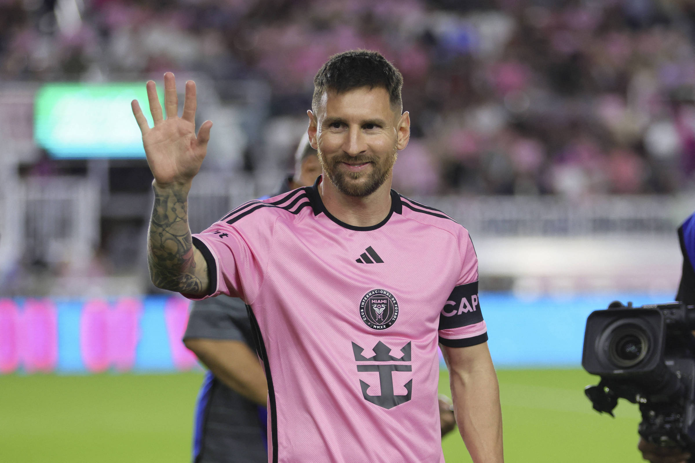 Messi se desculpa com chineses por não jogar em Hong Kong – 19/02/2024 – Esporte