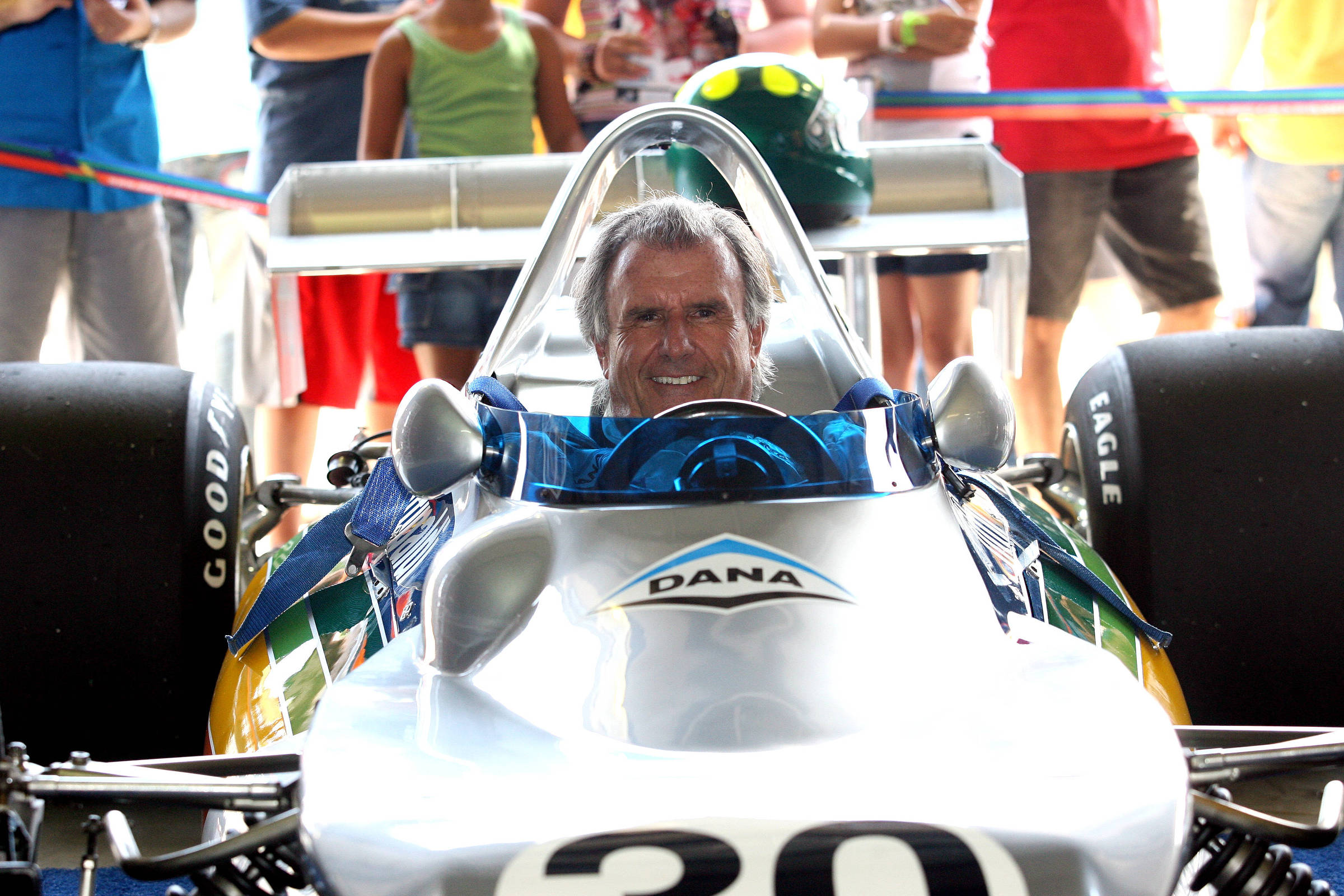 Morre aos 80 Wilson Fittipaldi, ícone do automobilismo do Brasil – 23/02/2024 – Esporte