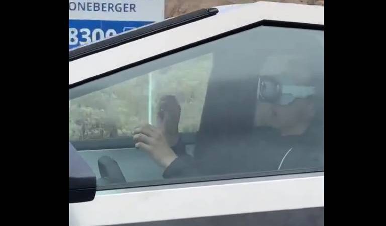 Motorista aparece usando Vision Pro e sem mãos no volante – 05/02/2024 – Tec