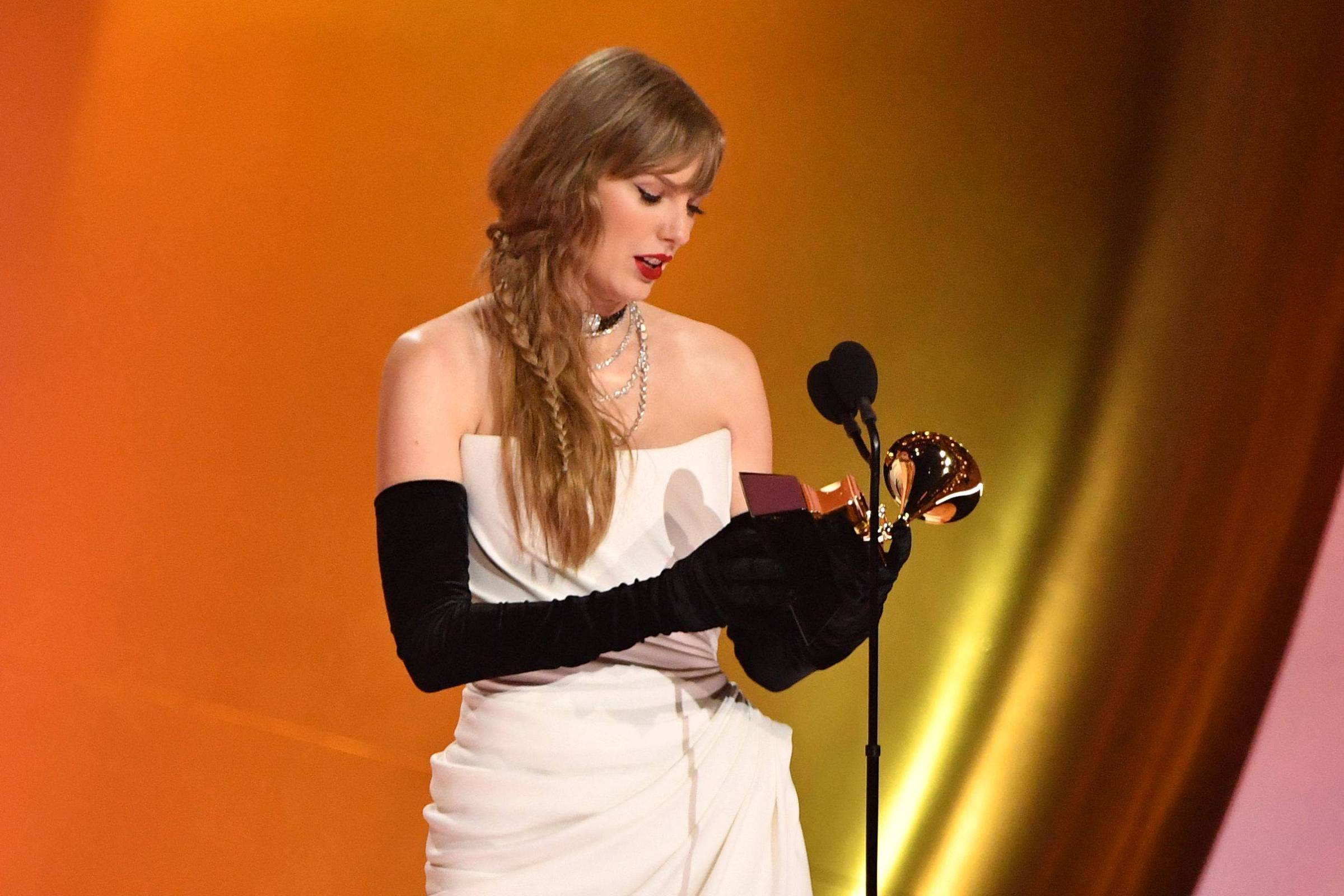 Nudes falsos de Taylor Swift partiram do 4chan, diz estudo – 05/02/2024 – Tec