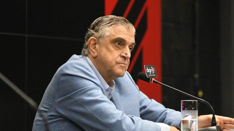 Polêmico e visionário, Petraglia pode batizar estádio do Athletico-PR no centenário – 25/02/2024 – Esporte