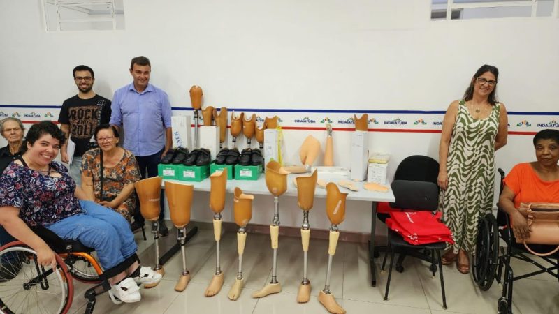 Prefeito Nilson Gaspar entrega prteses e rteses para 40 pacientes em Indaiatuba