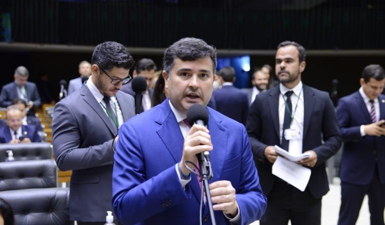 Projeto obriga banco a informar a família sobre saldo em conta de parente falecido – Notícias