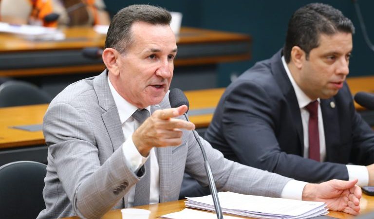 Proposta limita spread bancário nas instituições financeiras da União – Notícias