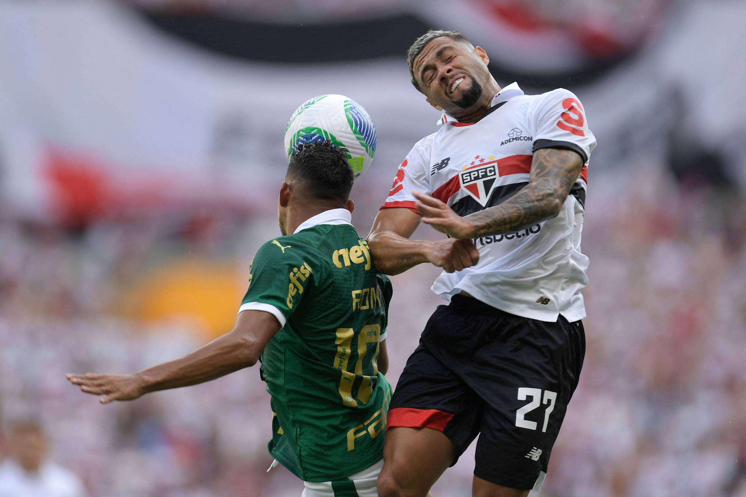 Redes sociais derrubam pilares da cobertura de futebol – 07/02/2024 – Daigo Oliva