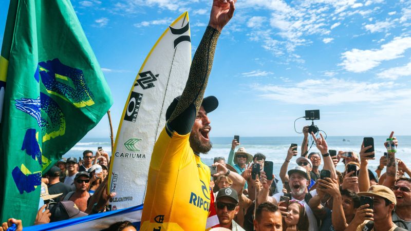 Surfista Filipe Toledo anuncia pausa na carreira em 2024 – 11/02/2024 – Esporte