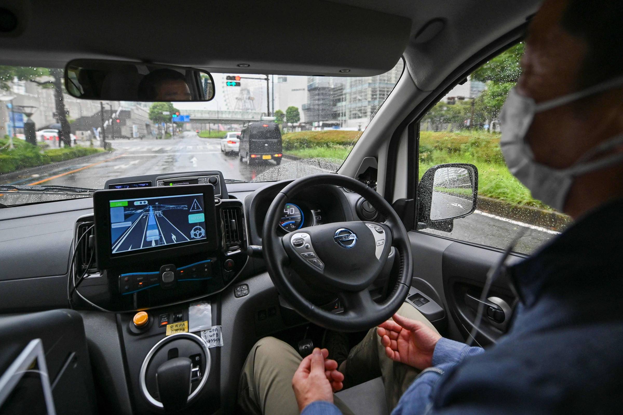 Táxi sem motorista: Nissan promete lançamento em 2027 – 28/02/2024 – Tec