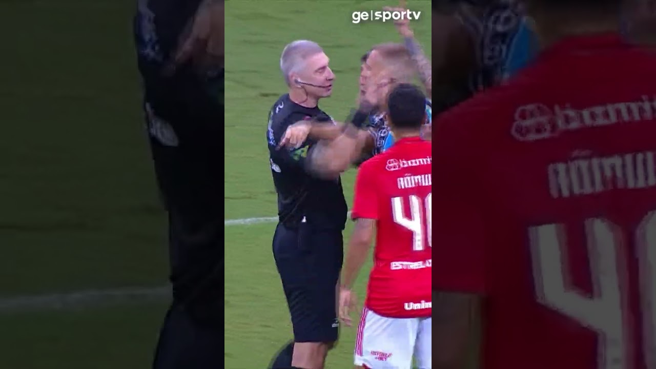 DARONCO MARCA PÊNALTI PARA O INTERNACIONAL | INTER X GRÊMIO | #shorts | ge.globo