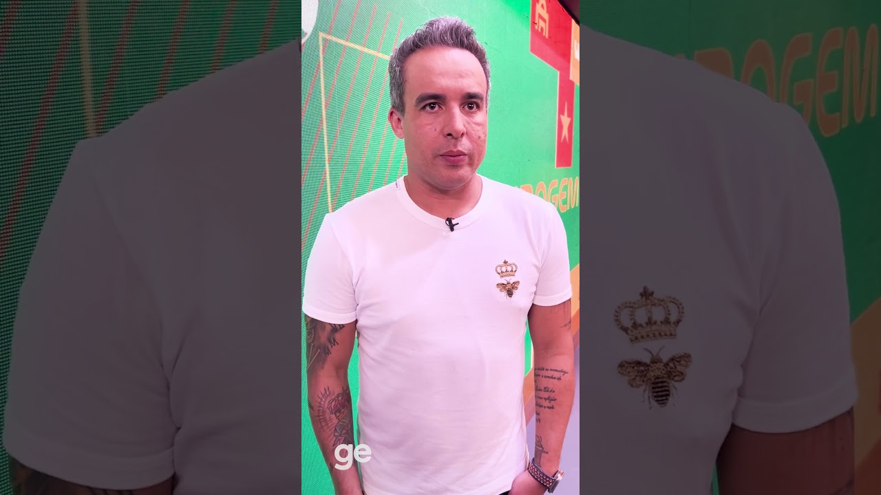 TÍTULO QUE FALTOU? TIME MARCANTE? JADSON RESPONDE PERGUNTAS DO GE | Jogo Rápido | #shorts | ge.globo