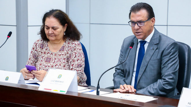 Brasil fechou janeiro com 180,3 mil empregos formais criados