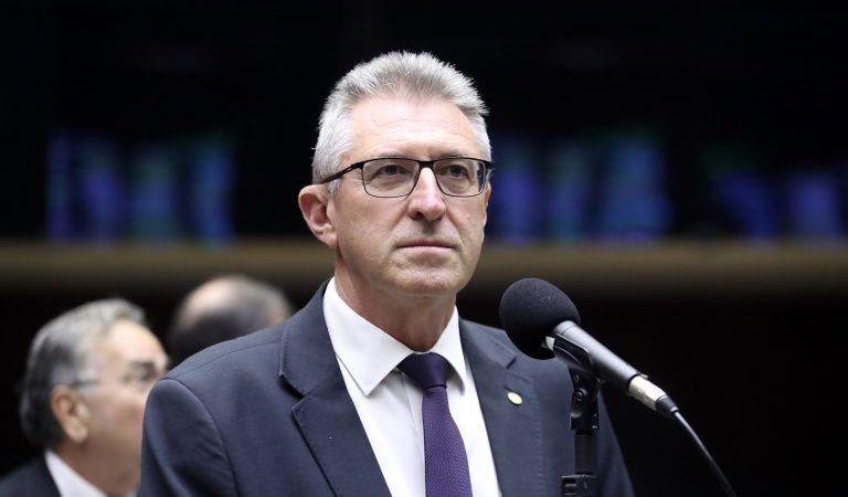 Comissão aprova redução de alíquota de ICMS para microempresa em substituição tributária – Notícias
