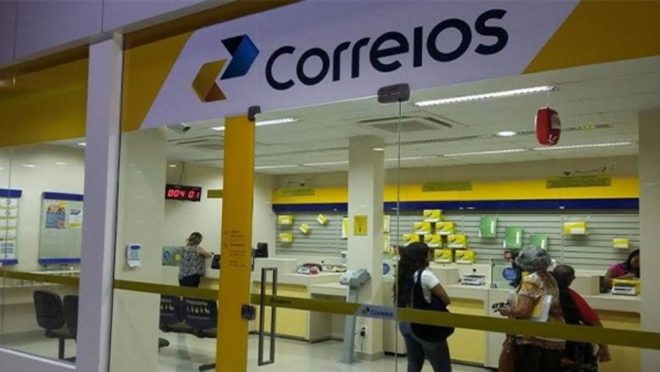 Correios e lotéricas vão compartilhar serviços financeiros e postais
