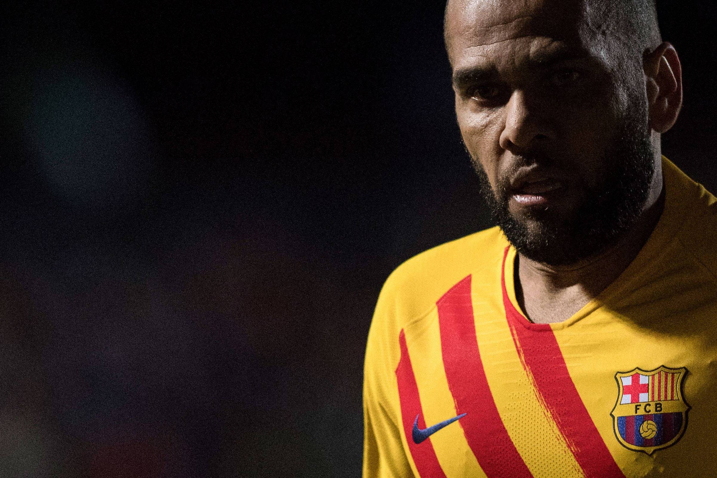 Daniel Alves sai da prisão após pagar R$ 5,5 milhões – 25/03/2024 – Esporte