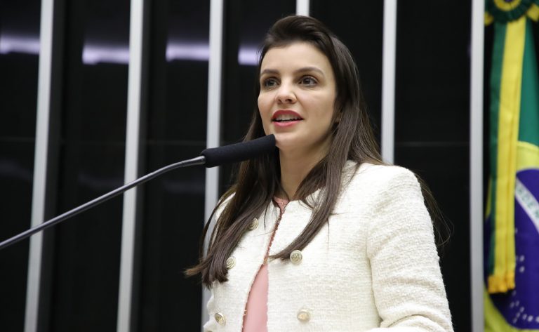 Deputados aprovam texto-base de projeto que cria o Programa de Aceleração da Transição Energética – Notícias
