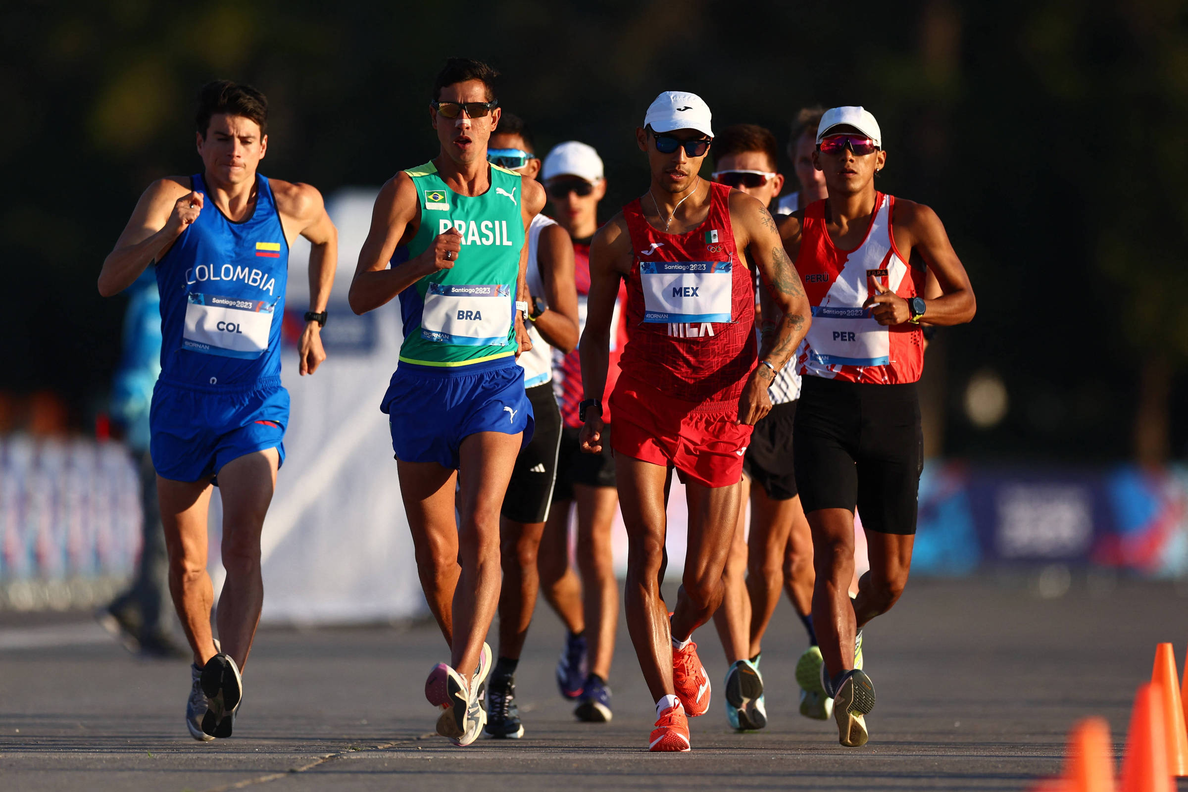 Federação Internacional de Atletismo pede controles antidoping mais rigorosos a quatro federações; Brasil está incluído – 11/03/2024 – Esporte