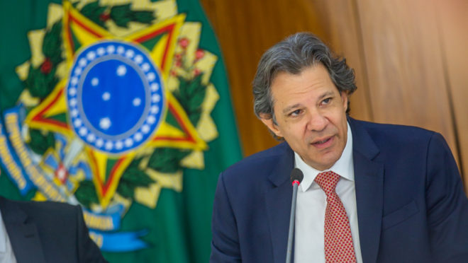 Governo antecipa precatórios e rombo das contas bate recorde