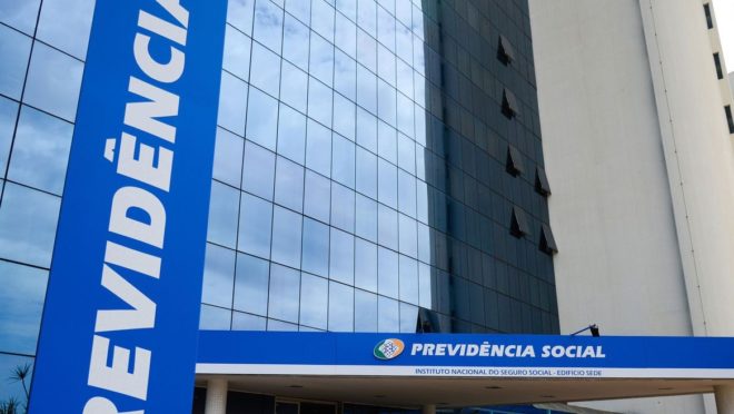 INSS fará pente-fino em auxílios para economizar R$ 10 bilhões neste ano