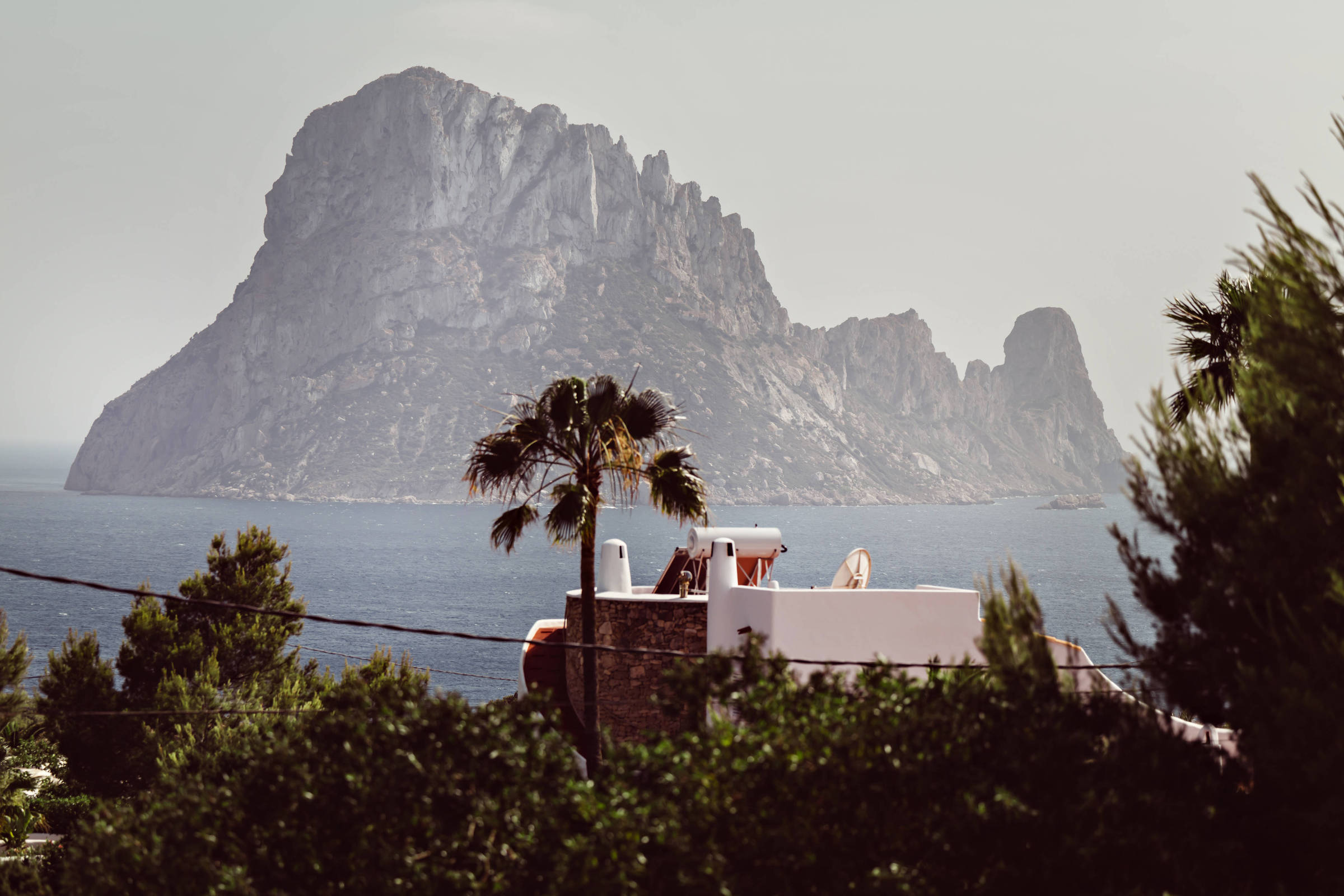 Ibiza não é só balada: conheça praias e montanhas na ilha – 20/03/2024 – Turismo