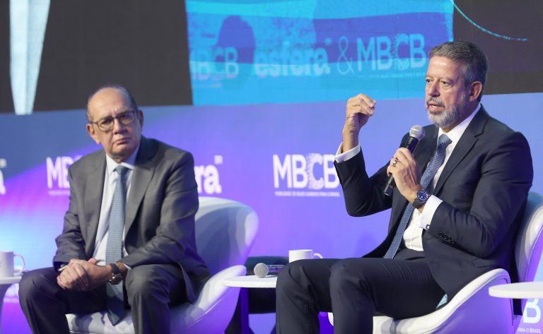 Lira diz que é viável votar a regulamentação da reforma tributária neste semestre – Notícias