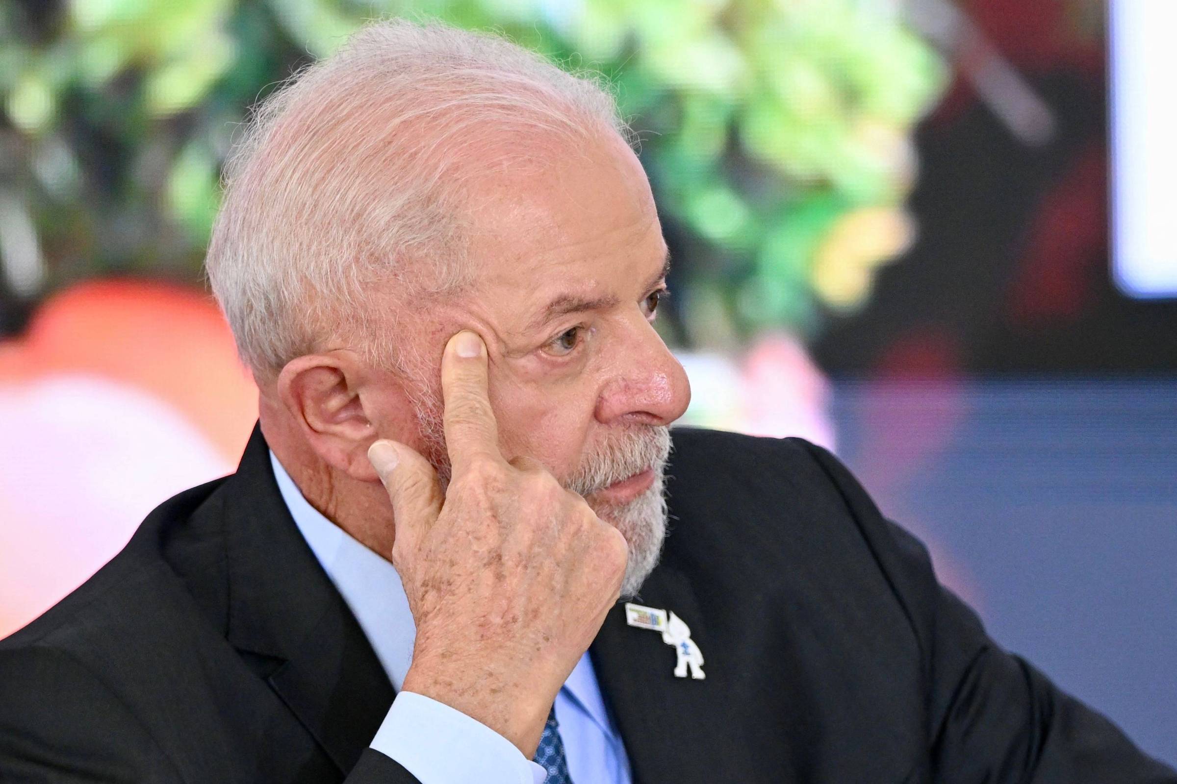 Lula defende que Robinho cumpra pena por estupro: ‘Cria vergonha’ – 11/03/2024 – Esporte
