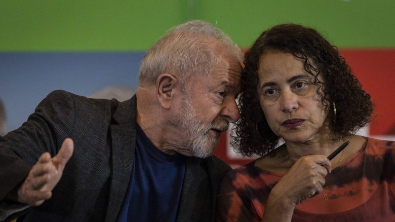 Lula pede elaboração de plano até junho para uso de IA – 08/03/2024 – Mercado
