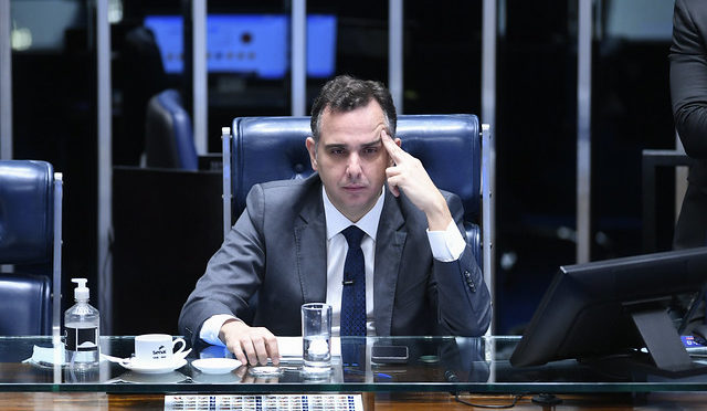 Pacheco critica governo por interferências na Vale e Petrobras