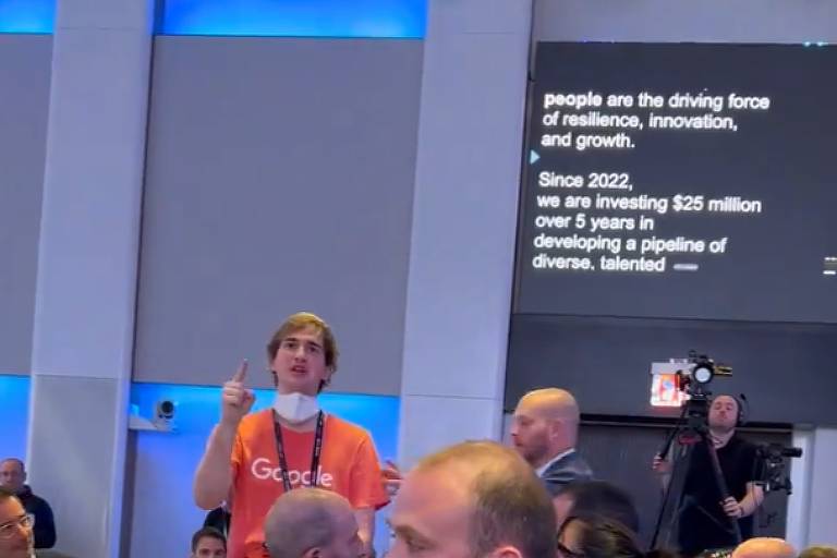 Vídeo: Engenheiro interrompe diretor do Google de Israel – 06/03/2024 – Tec