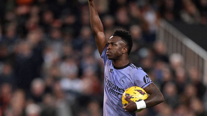 Vinicius Jr. faz 2 em estádio onde sofreu racismo em 2023 – 02/03/2024 – Esporte