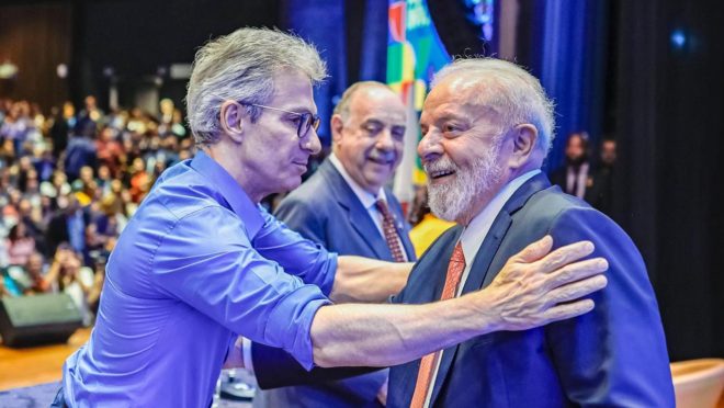 Zema admite federalização de estatais mineiras após reunião com Lula