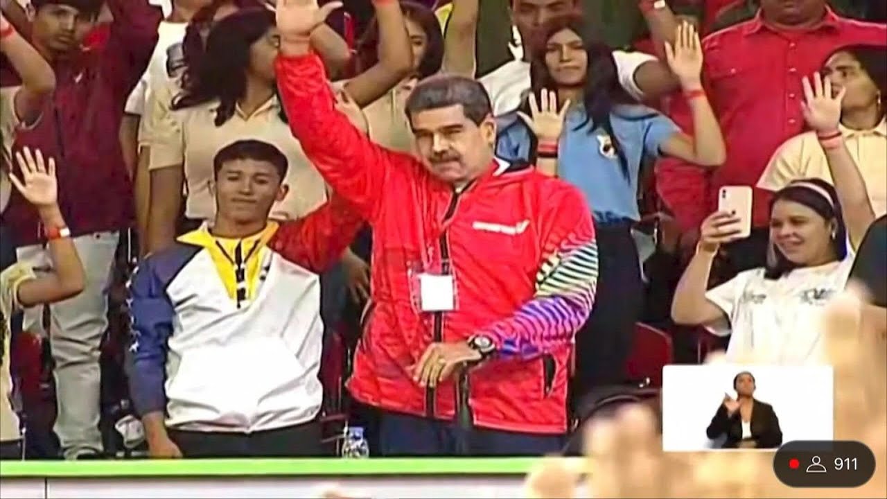 Indicado por seu partido, Maduro buscará 3º mandato na Venezuela | AFP