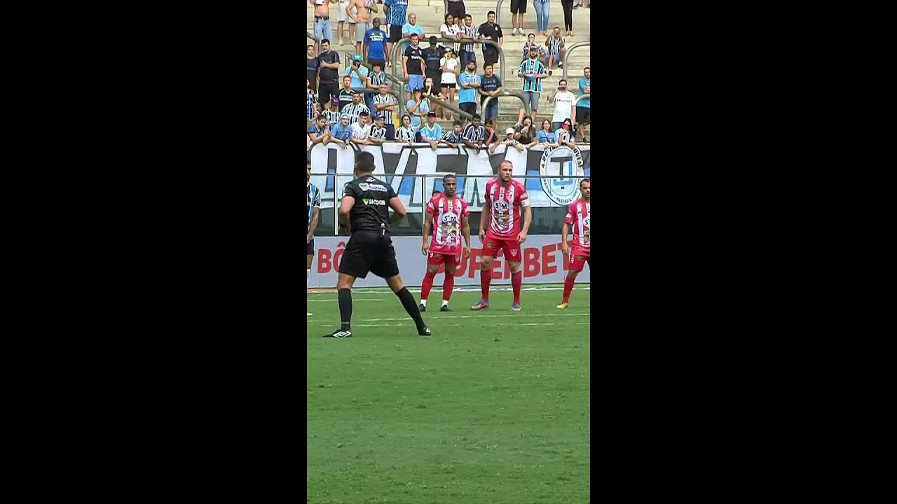 😱OLHA ESSE GOL DO DIEGO COSTA NA ESTREIA DO GRÊMIO| #SHORTS | ge.globo