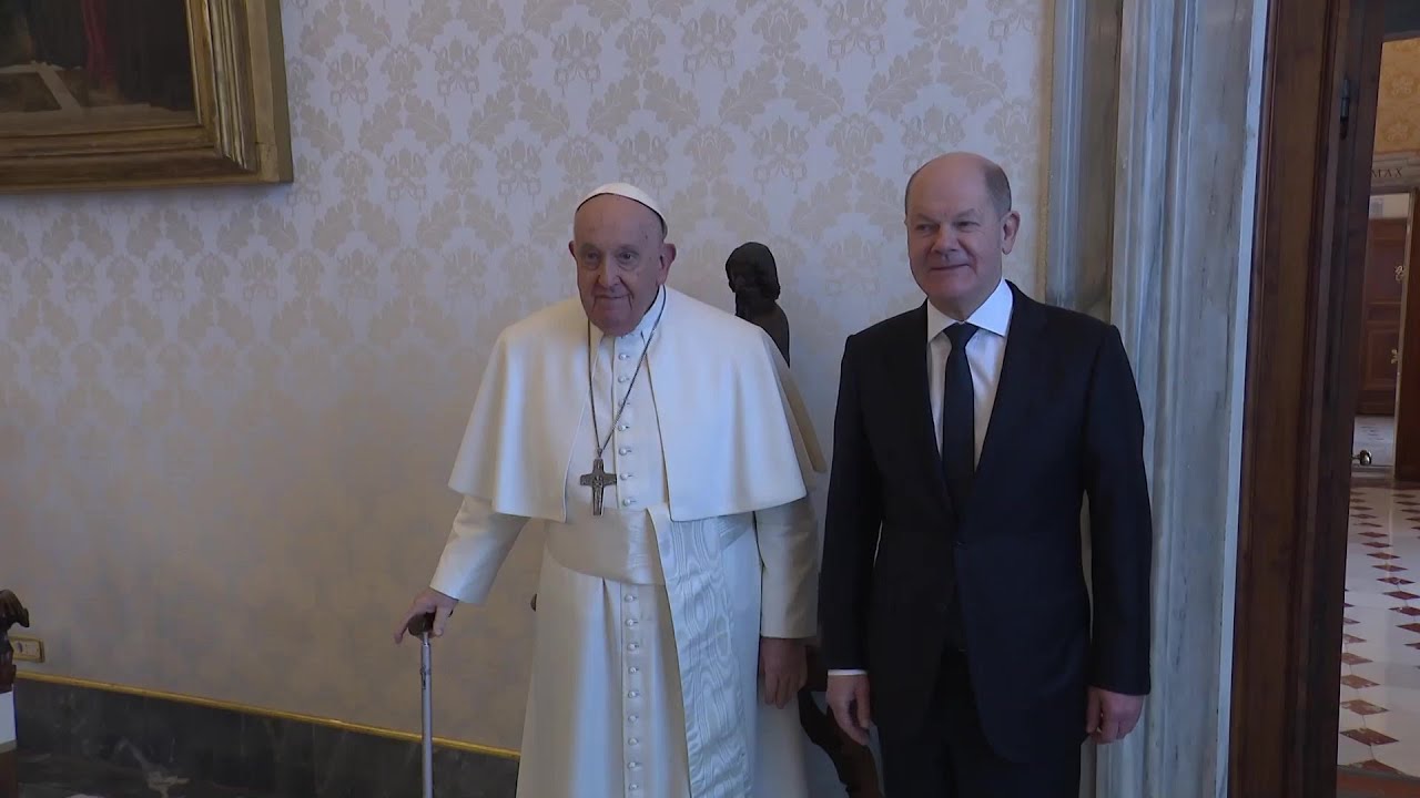 Papa revela estar com bronquite | AFP