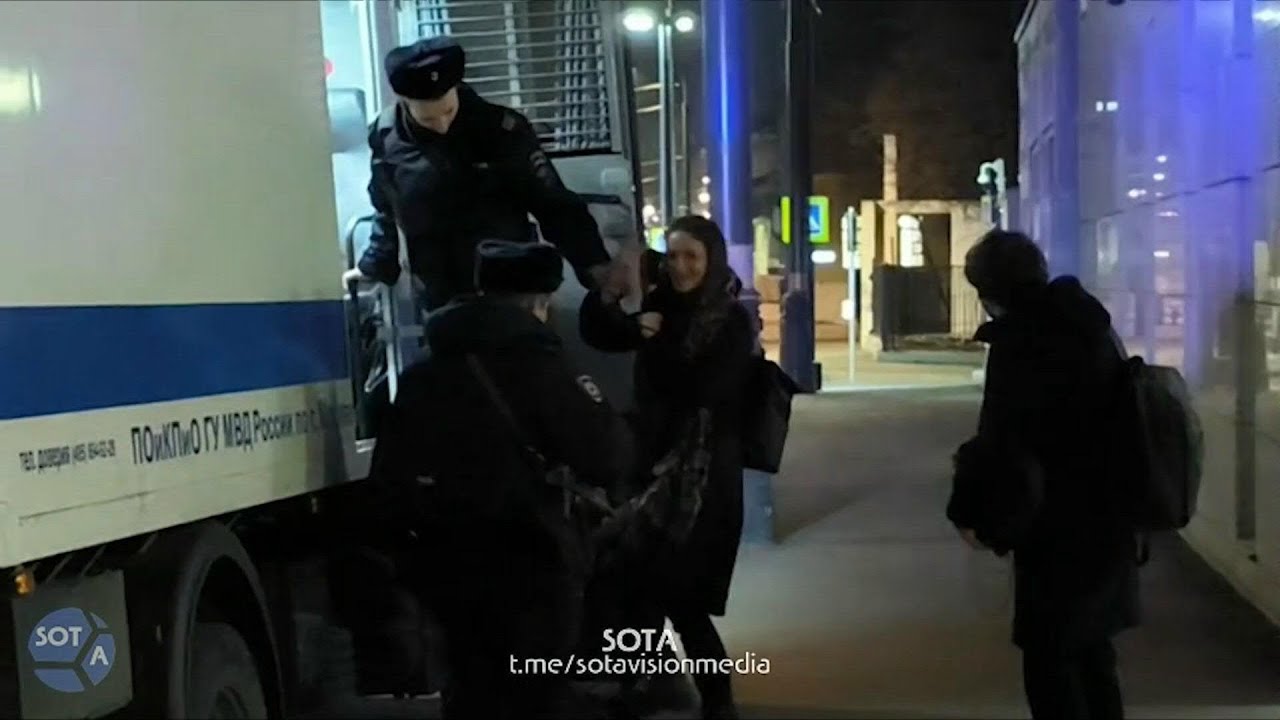 Rússia prende cinco jornalistas independentes | AFP