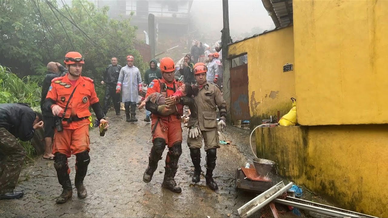 Tempestade deixa mortos na região serrana do Rio | AFP