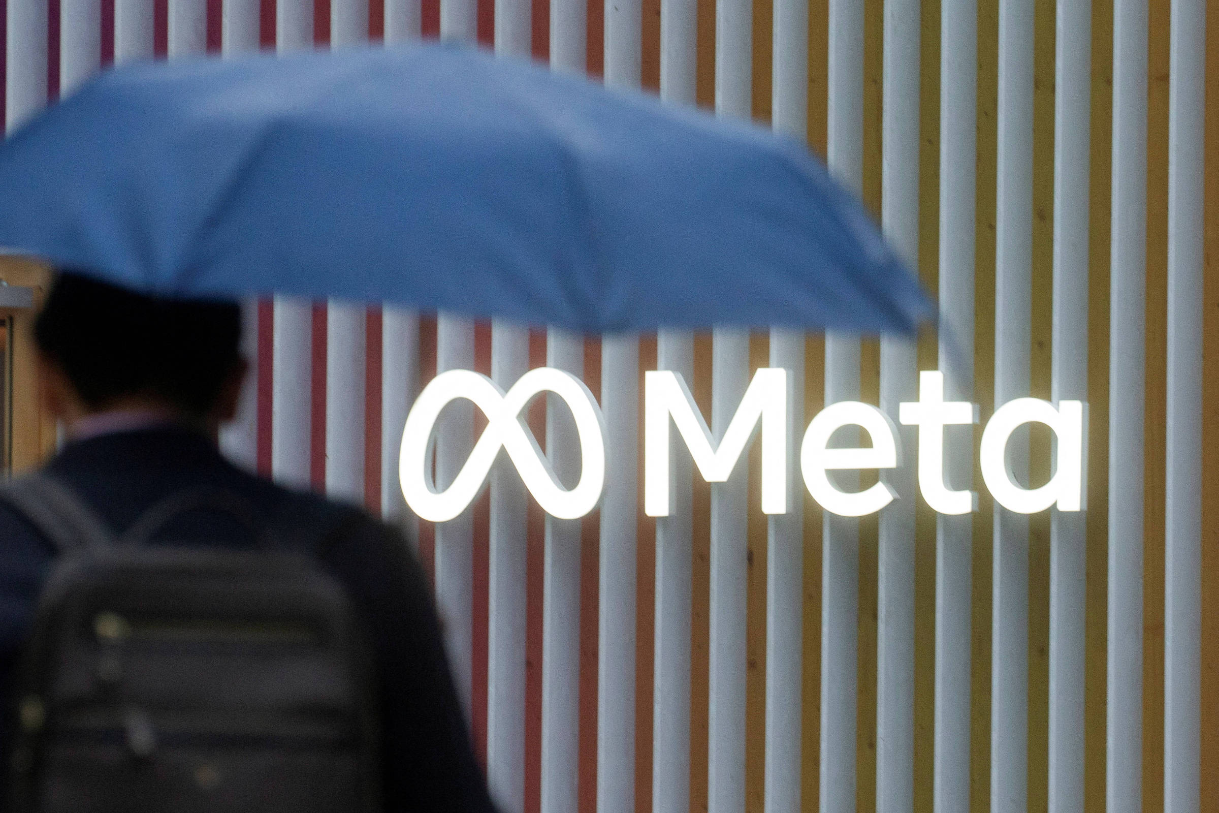 Ações da Meta caem 15% após previsão de aumento de despesas com IA – 24/04/2024 – Mercado