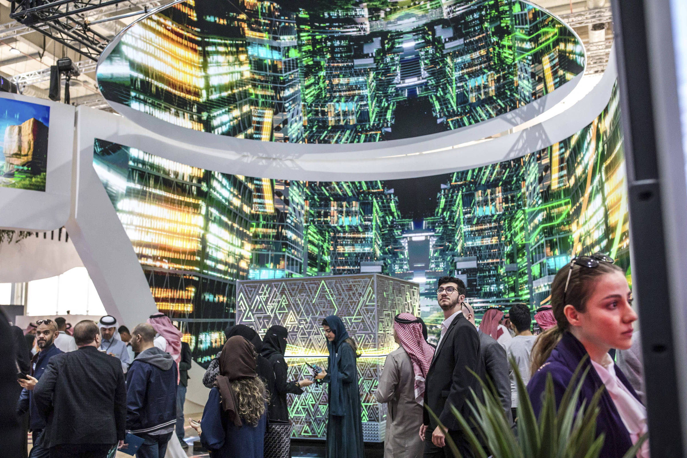 Arábia Saudita investe para virar superpotência da IA – 26/04/2024 – Tec