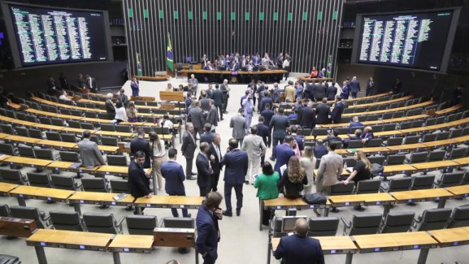 Câmara aprova projeto que reformula o Perse até 2026