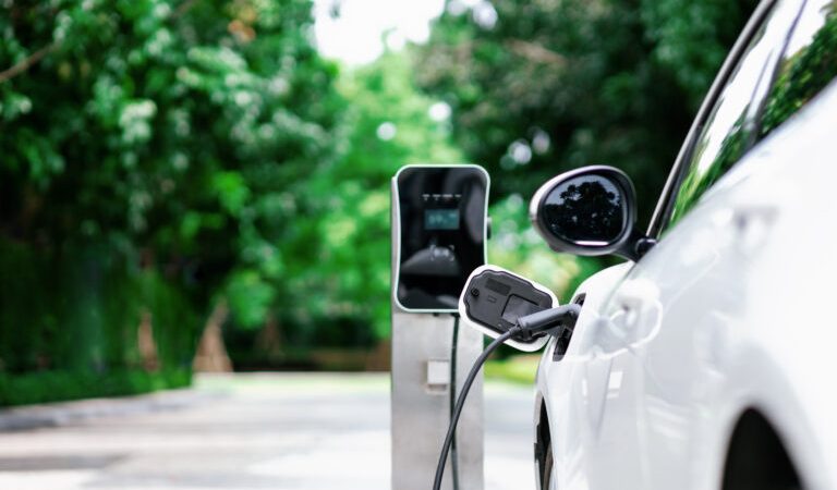 Centro de Estudos e Debates Estratégicos da Câmara ouve setor automotivo sobre reindustrialização – Notícias