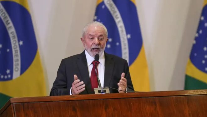 Classe C vai crescer menos neste governo Lula do que nos anteriores, diz pesquisa