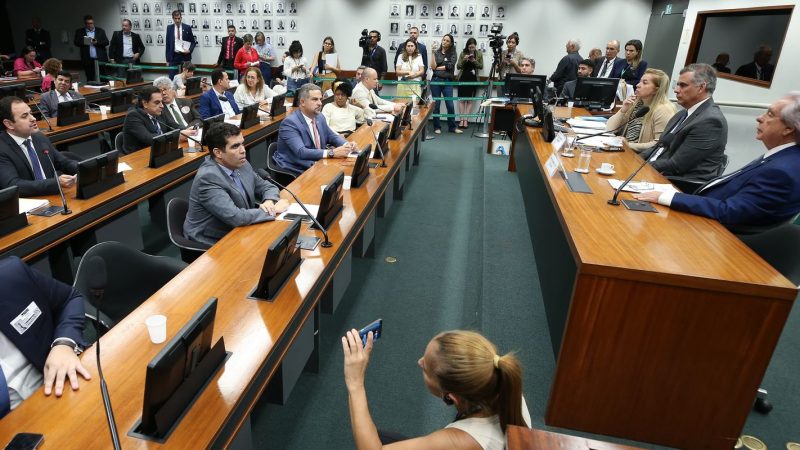 Com 4ª desistência, Conselho de Ética sorteia novo nome em caso Brazão