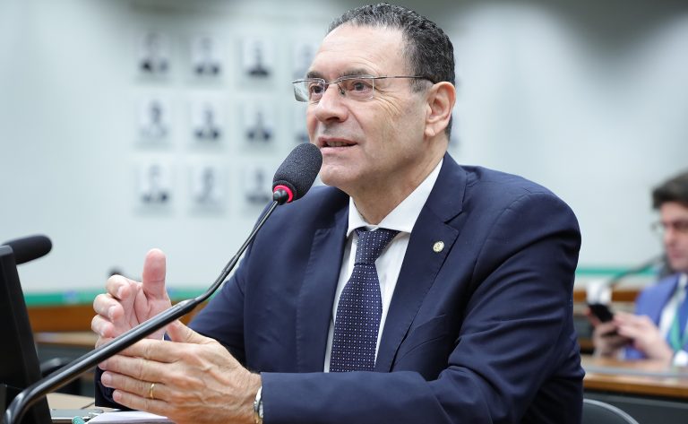 Comissão aprova inclusão de escritórios de advocacia e de arquitetura entre beneficiados pela Lei de Falências – Notícias